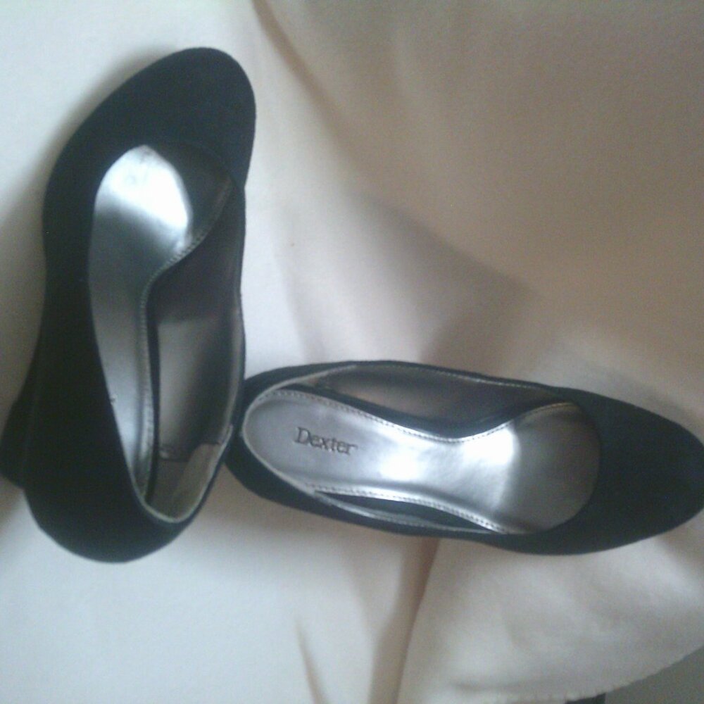 Black Wedges - Picture 2 of 3